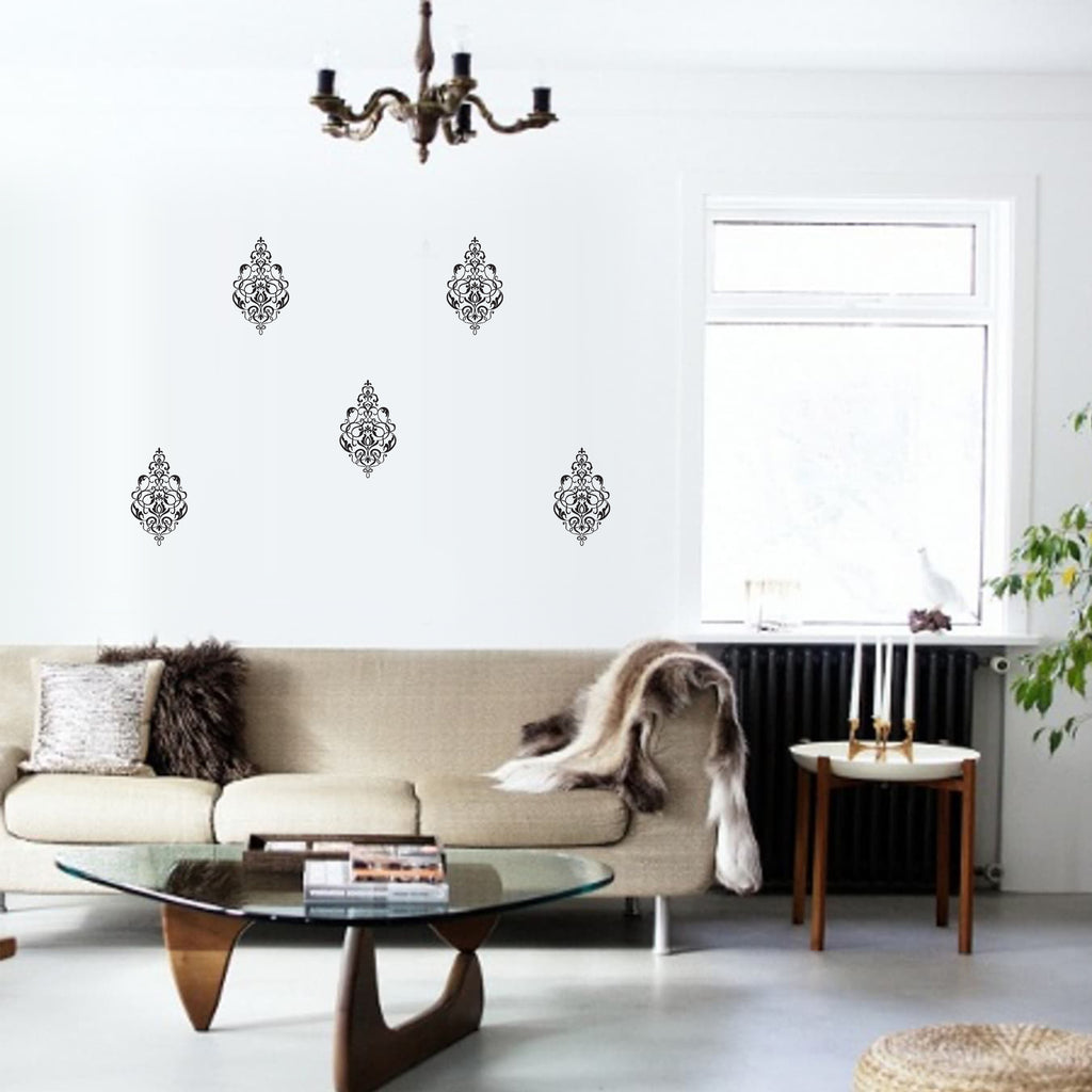 Small Motifs