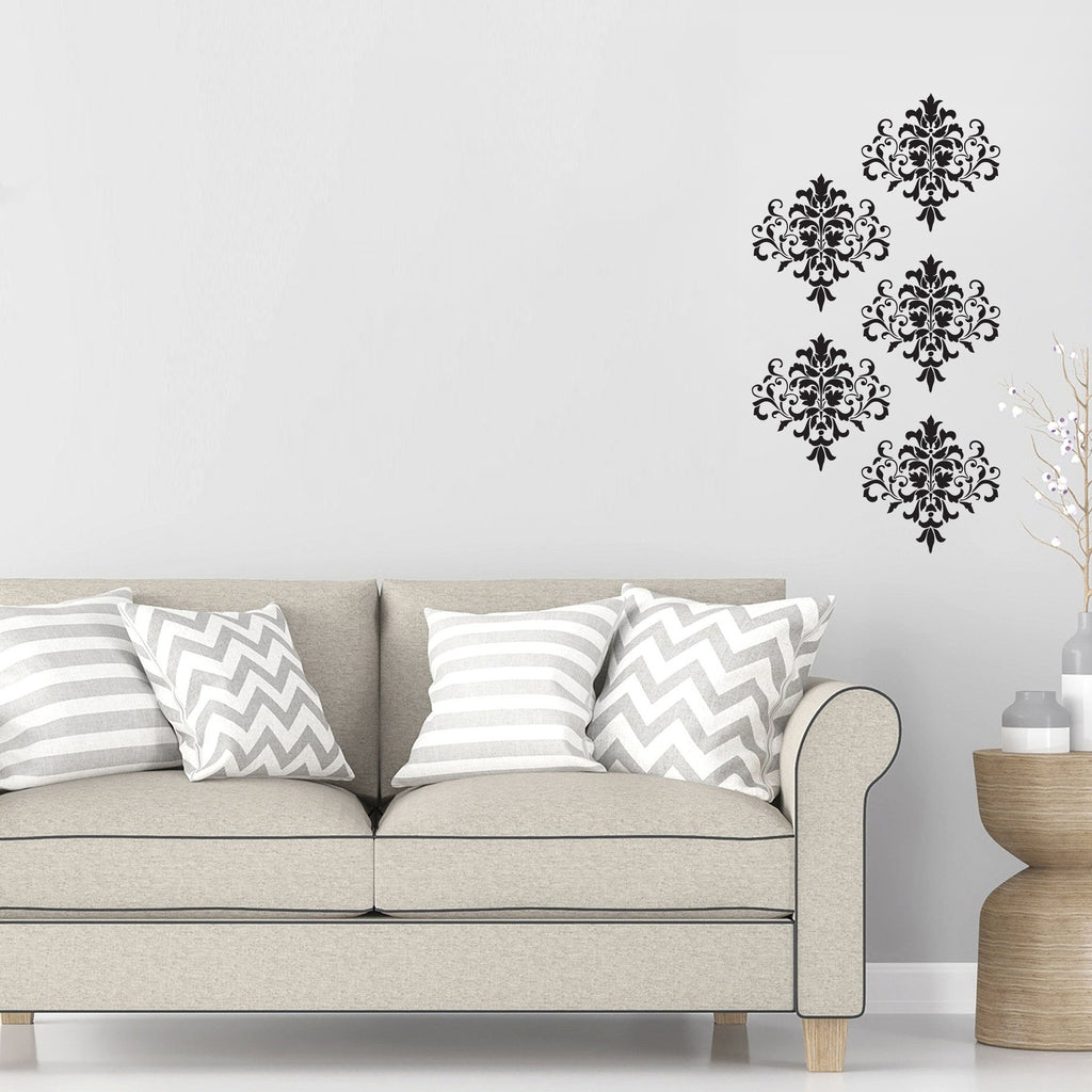 Small Motifs